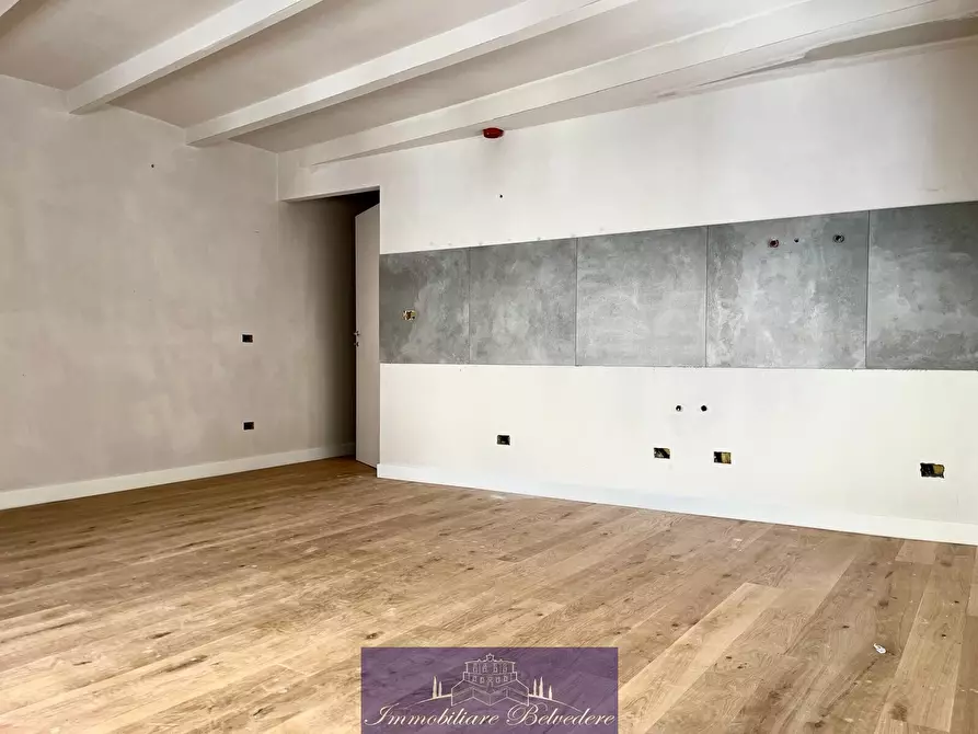 Immagine 15 di Bilocale in vendita  in Via dei Sette Santi a Firenze