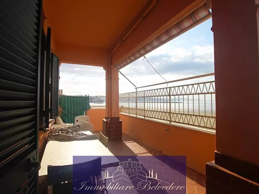 Immagine 11 di Villetta a schiera in vendita  in Viale Italia a Follonica