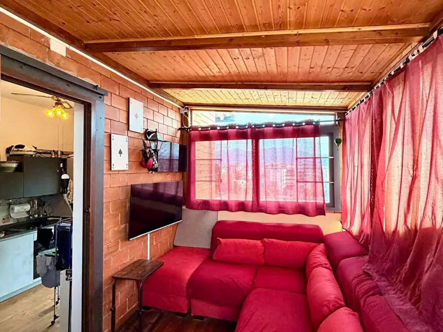 Immagine 14 di Bilocale in vendita  in Via Giovan Battista Pergolesi a Firenze