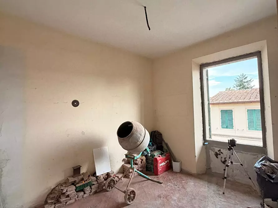 Immagine 10 di Trilocale in vendita  in Via Fratelli Bandiera a Firenze