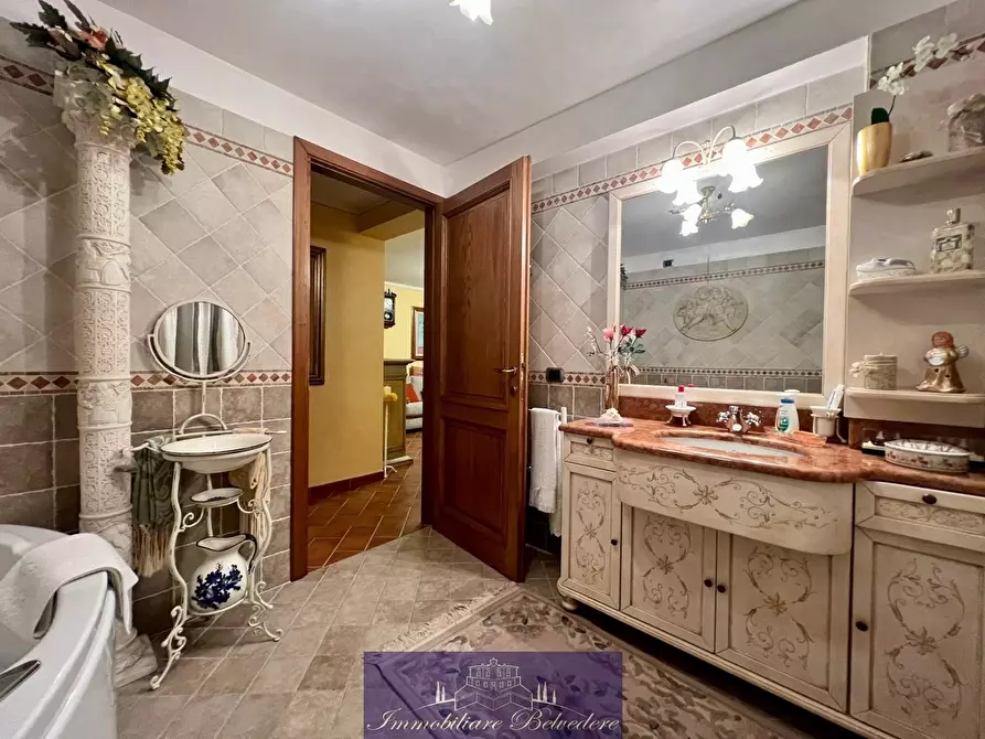 Immagine 31 di Villa in vendita  in Via Eugenio Montale a Montale