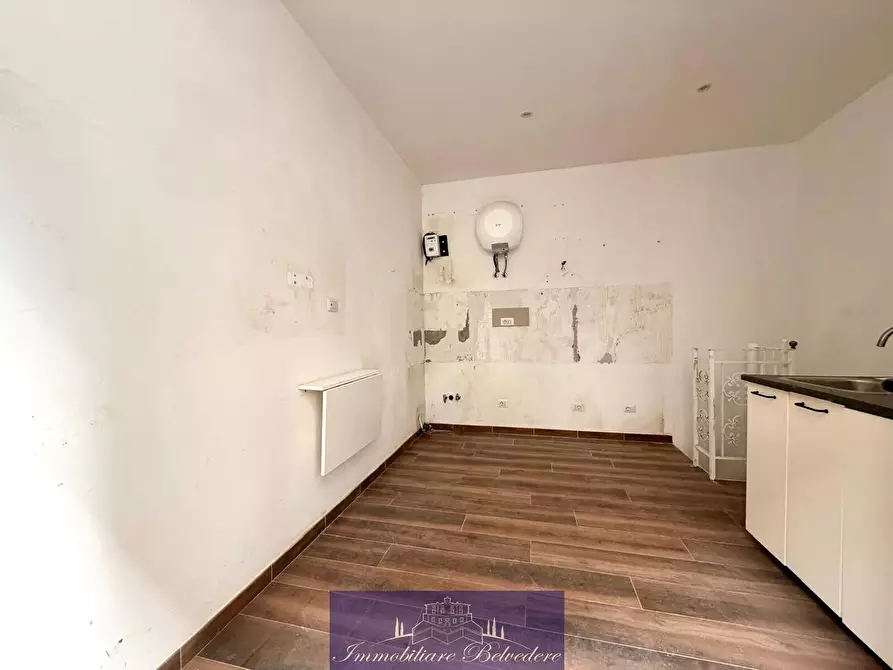 Immagine 10 di Locale commerciale in vendita  in Piazza Leopoldo a Firenze