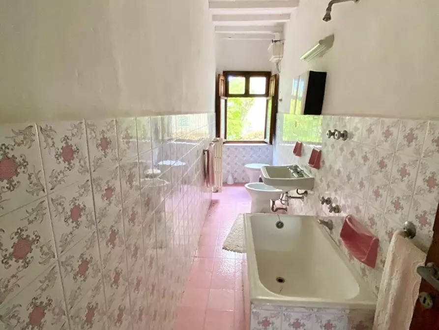 Immagine 29 di Rustico / casale in vendita  in Via Luigi Pirandello a Reggello