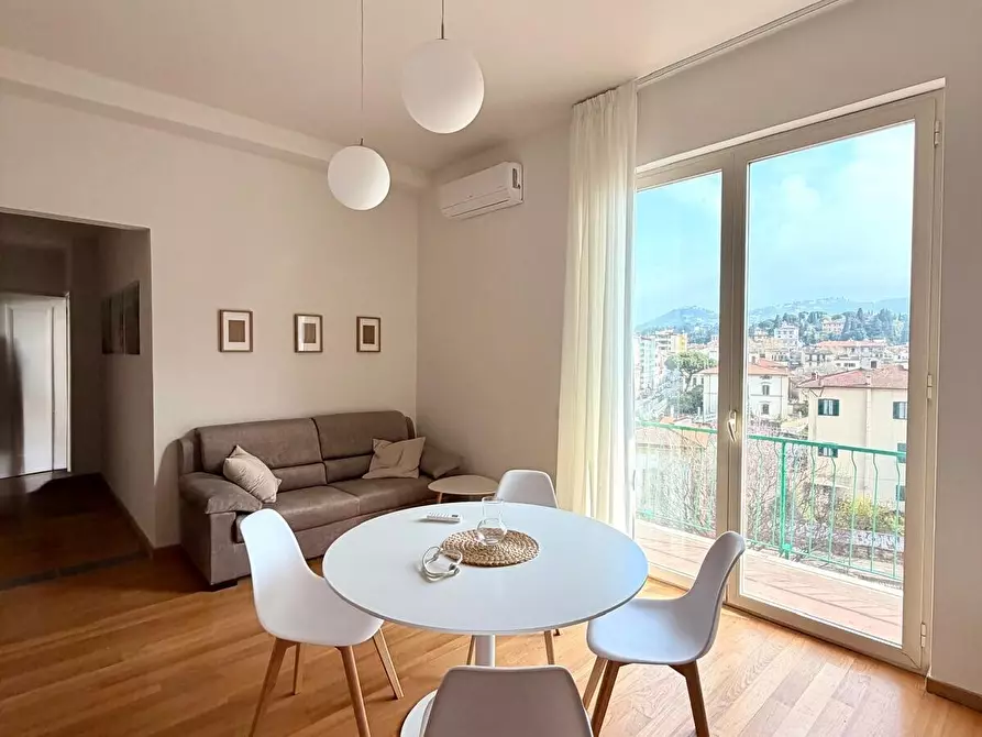 Immagine 2 di Trilocale in affitto  in Via Giambologna a Firenze