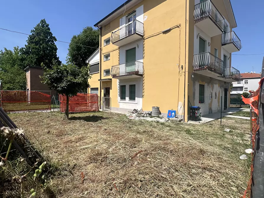 Immagine 44 di Pentalocale in vendita  in Via Panerazzi 200 a Crevalcore