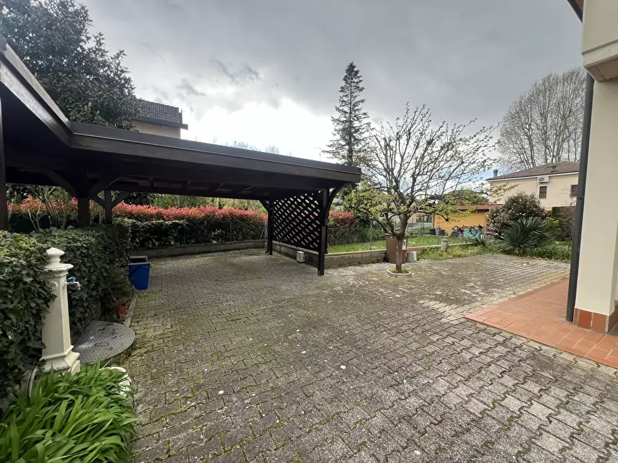 Immagine 8 di Villa in vendita  in Via Alessandro Volta 54 a Crevalcore