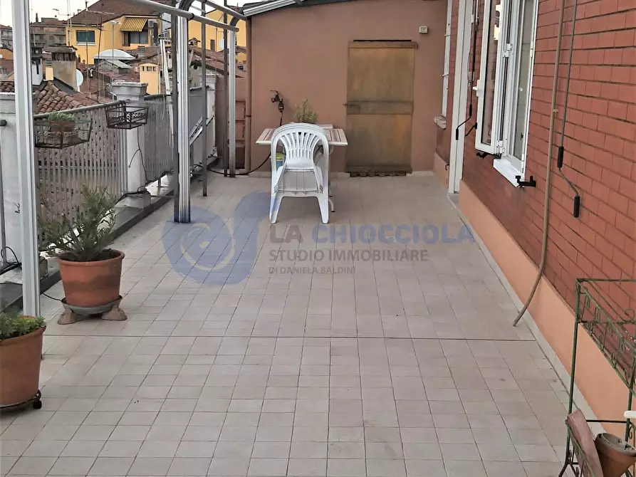 Immagine 13 di Attico in affitto  in Via del Pratello a Bologna