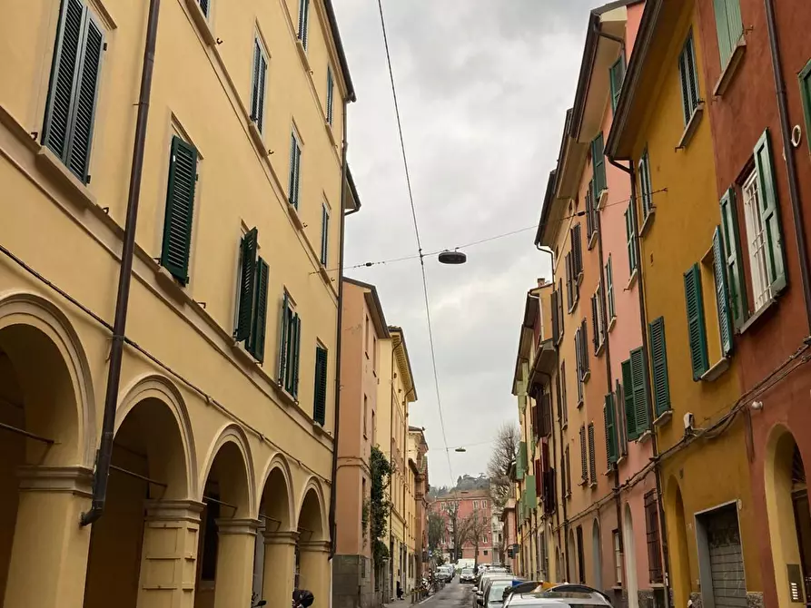 Immagine 39 di Bilocale in affitto  in Via degli Angeli a Bologna