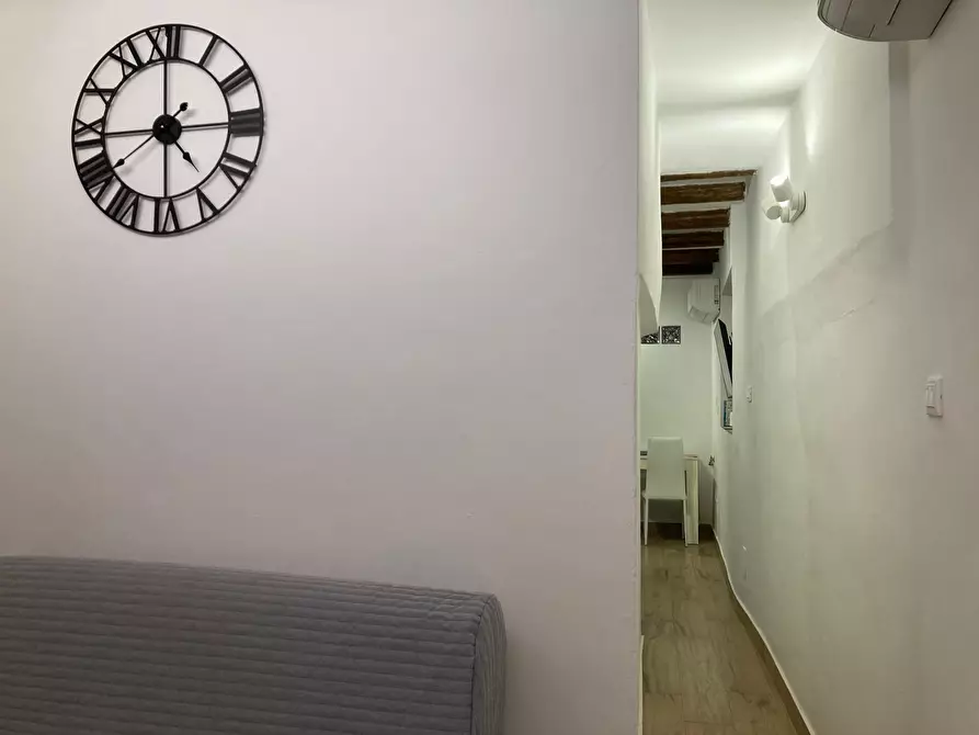 Immagine 16 di Bilocale in affitto  in Via degli Angeli a Bologna