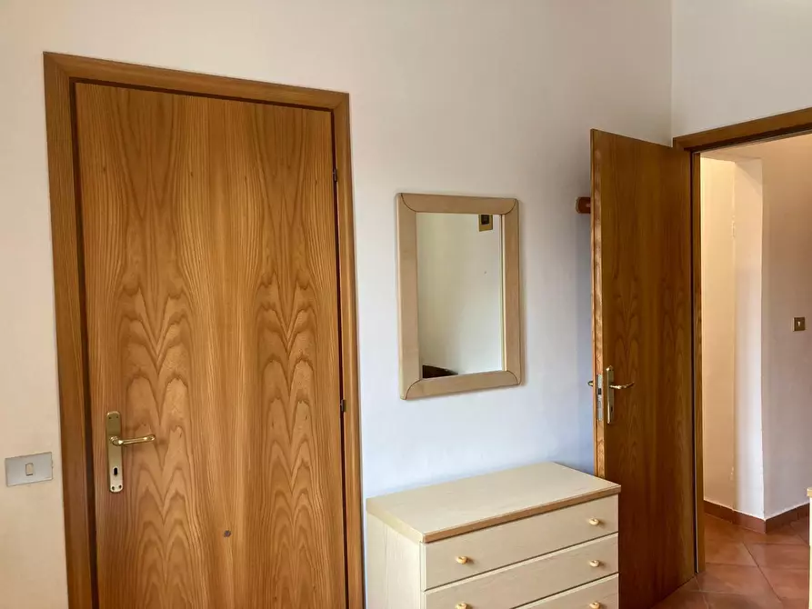 Immagine 31 di Trilocale in affitto  a Bologna