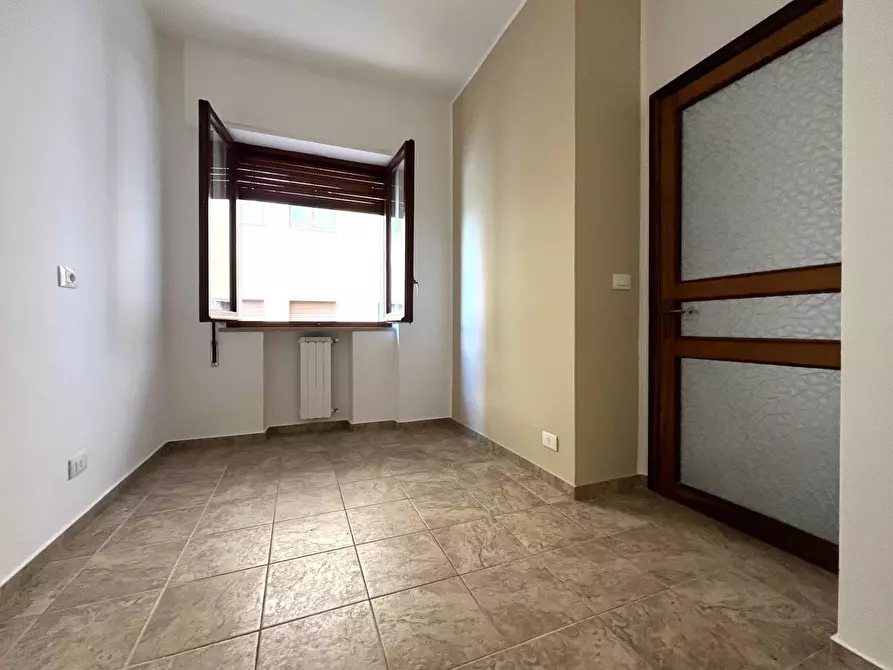 Immagine 7 di Trilocale in affitto  a Catanzaro