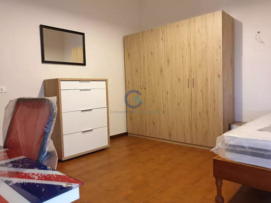 Immagine 13 di Pentalocale in affitto  a Catanzaro