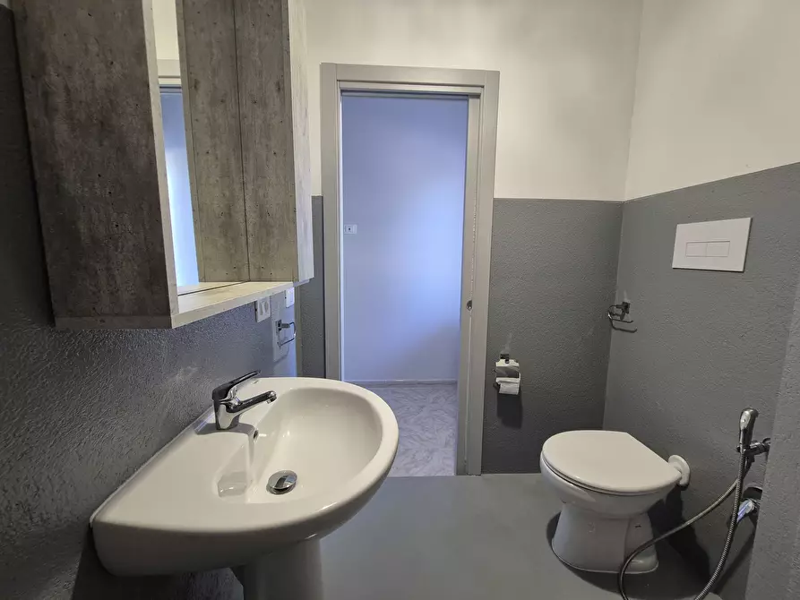 Immagine 14 di Stanza singola in affitto  a Catanzaro