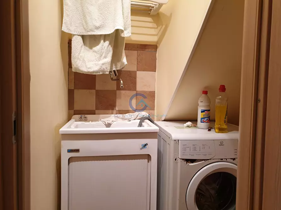 Immagine 8 di Stanza singola in affitto  a Catanzaro