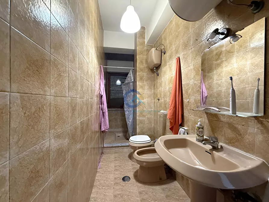 Immagine 8 di Appartamento in vendita  in Via F.Caracciolo 9 a Catanzaro