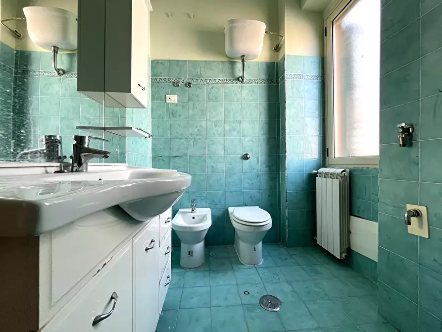 Immagine 10 di Quadrilocale in affitto  a Catanzaro