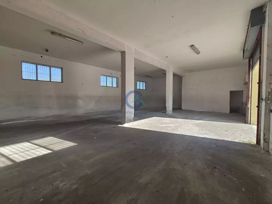 Immagine 9 di Capannone industriale in affitto  in Strada Statale 106 Jonica 8 a Catanzaro