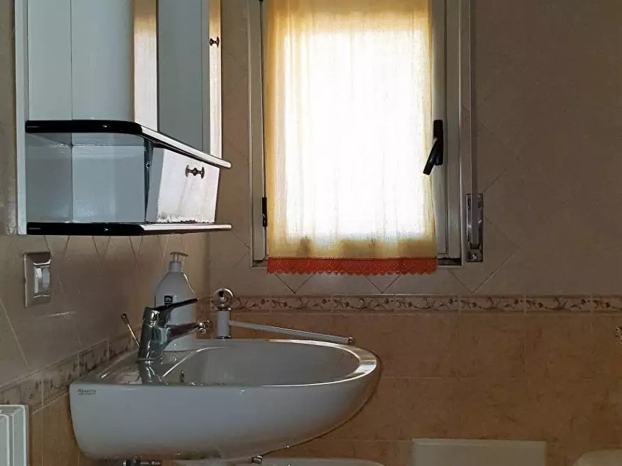 Immagine 8 di Quadrilocale in affitto  a Catanzaro