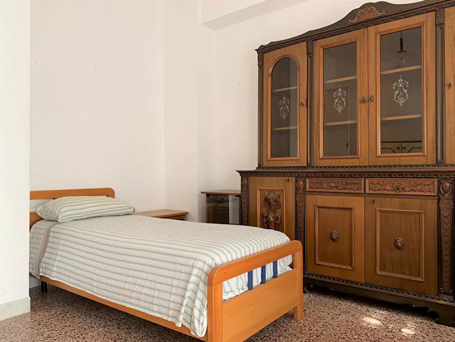 Immagine 11 di Stanza singola in affitto  a Catanzaro