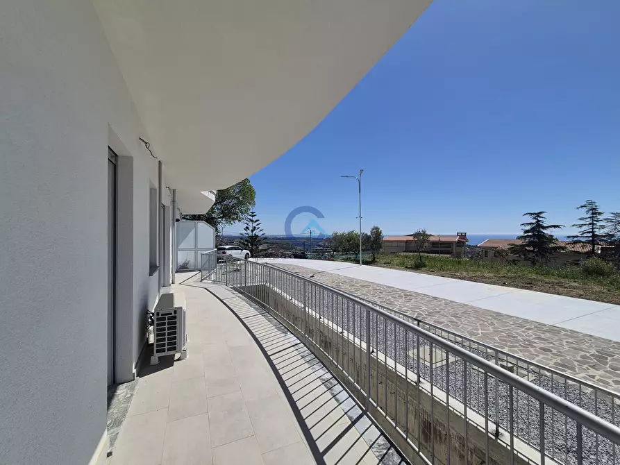 Immagine 11 di Bilocale in affitto  in Via Antonio Izzi De Falenta 14 a Catanzaro