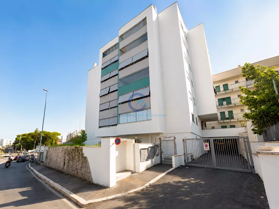 Immagine 14 di Trilocale in affitto  in Via dei Monti Tiburtini 770 a Roma