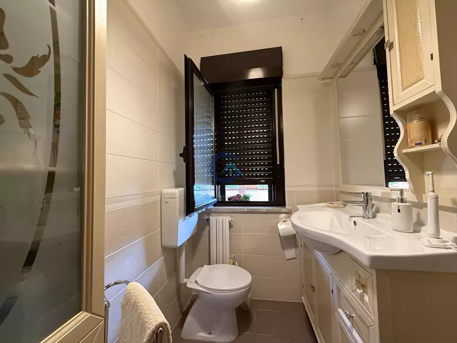 Immagine 4 di Casa bifamiliare in vendita  in Via Martiri di Nassirya 18 a San Floro