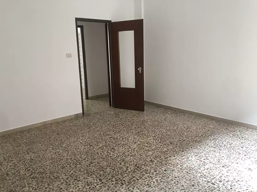 Immagine 10 di Quadrilocale in vendita  in Via Filisto a Siracusa