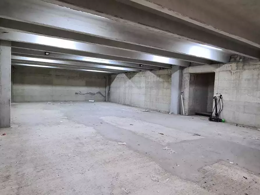 Immagine 3 di Capannone industriale in vendita  in VIA ELORINA a Siracusa