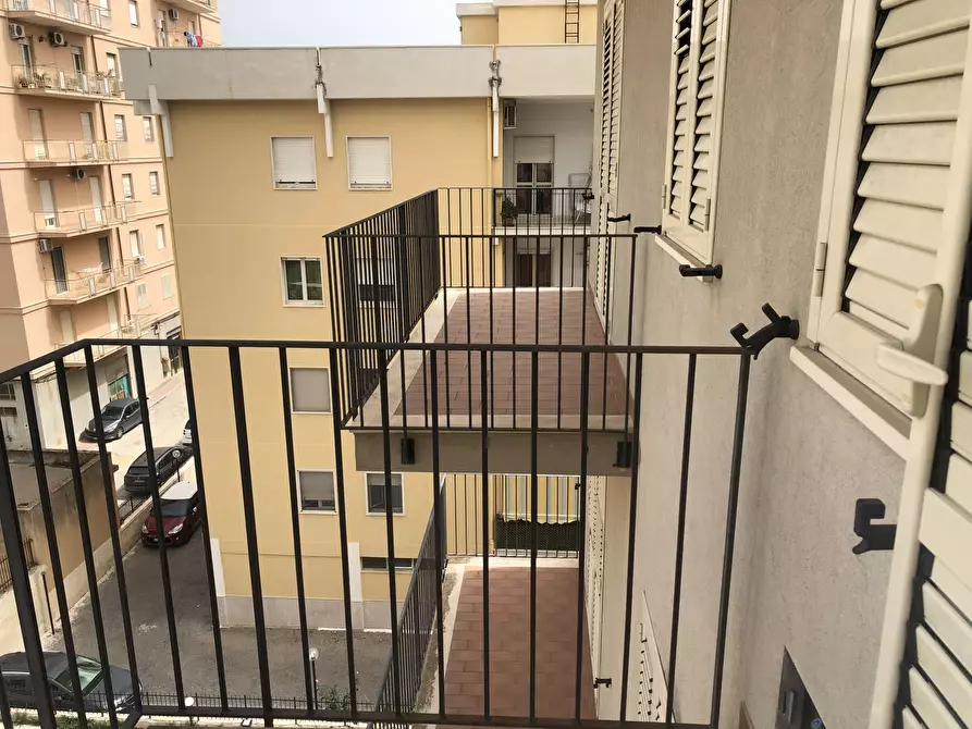 Immagine 17 di Trilocale in vendita  in Via Vizzini a Siracusa