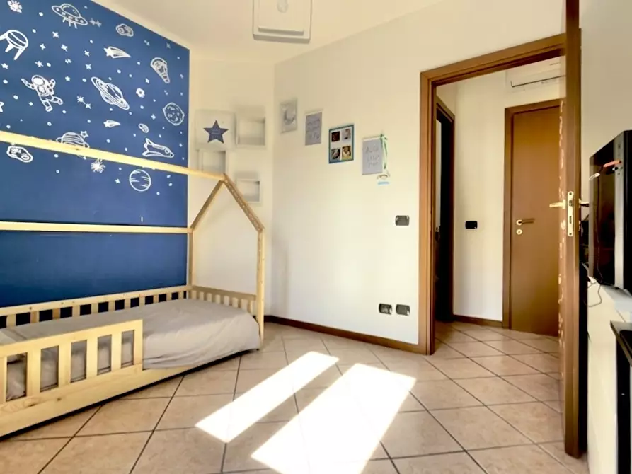 Immagine 10 di Trilocale in vendita  in Via Conciliazione a Travagliato