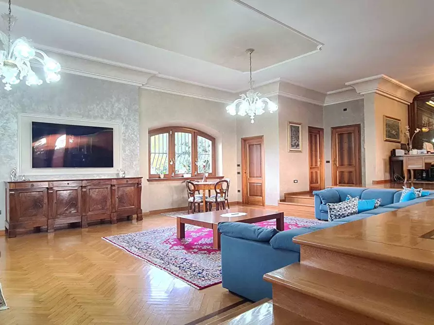 Immagine 12 di Casa indipendente in vendita  a Leno