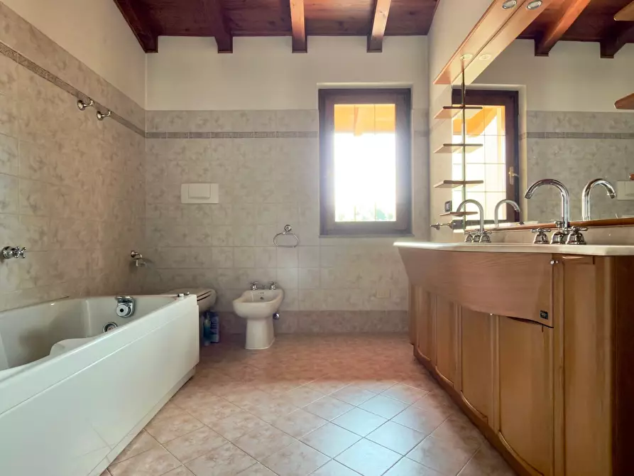 Immagine 14 di Porzione di casa in vendita  in Via per Noffo 29 a Pertica Alta