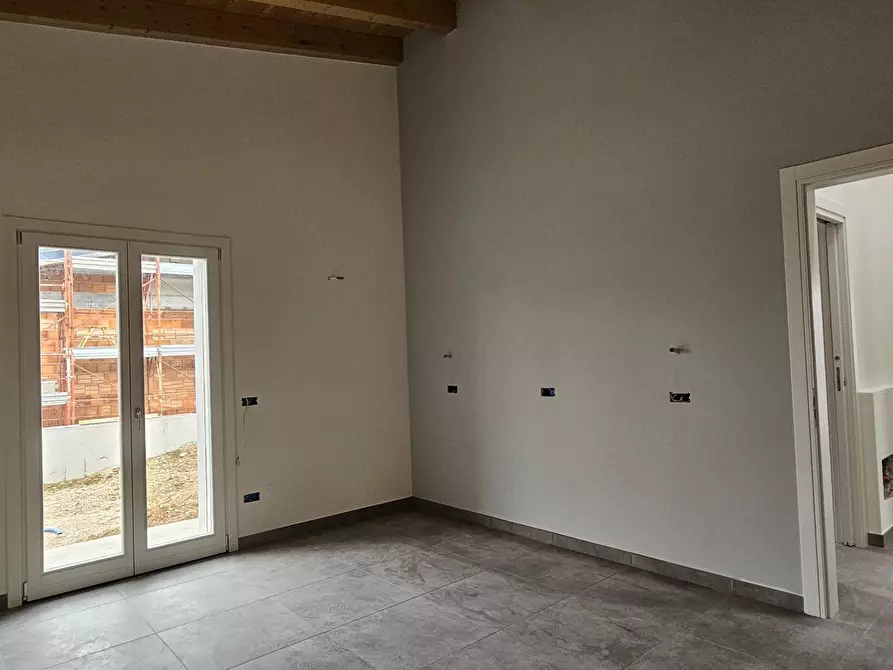 Immagine 18 di Casa trifamiliare in vendita  a Montirone