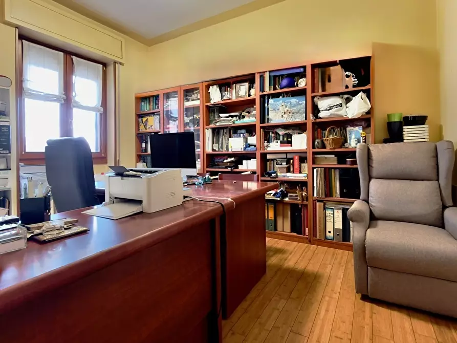 Immagine 12 di Quadrilocale in vendita  a Brescia