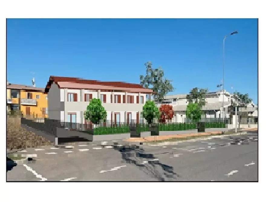 Immagine 1 di Casa trifamiliare in vendita  in Via Istria e Dalmazia a Castiglione Delle Stiviere