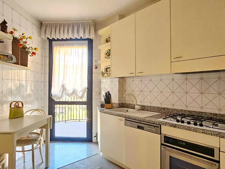 Immagine 14 di Trilocale in vendita  a Brescia