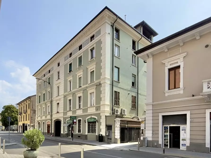 Immagine 1 di Trilocale in vendita  in Via Corsica 129 a Brescia