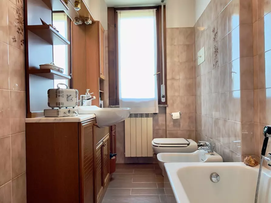 Immagine 20 di Villetta a schiera in vendita  in Via Benvenuto Cellini a Brescia