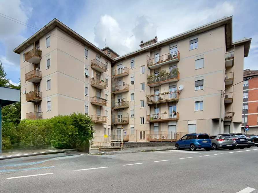 Immagine 13 di Quadrilocale in vendita  in Via Agostino Bassi 8 a Brescia