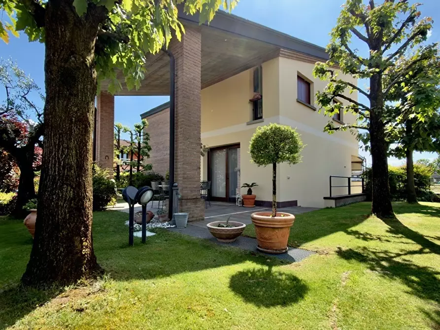 Immagine 5 di Casa indipendente in vendita  in Via Donatori di Sangue a Cazzago San Martino