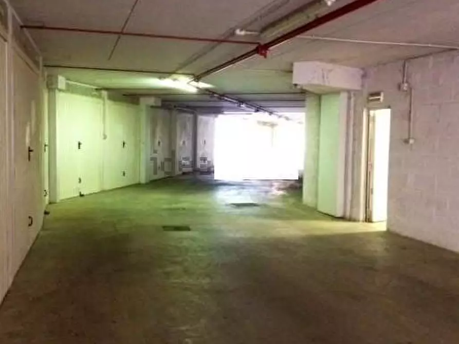 Immagine 4 di Garage in vendita  in Via Venezia 31 a Fiano Romano