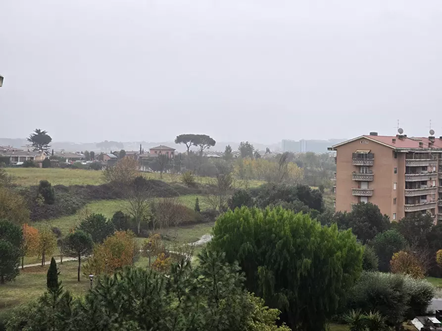 Immagine 22 di Bilocale in vendita  in Via Guglielmo Petroni 38 a Roma