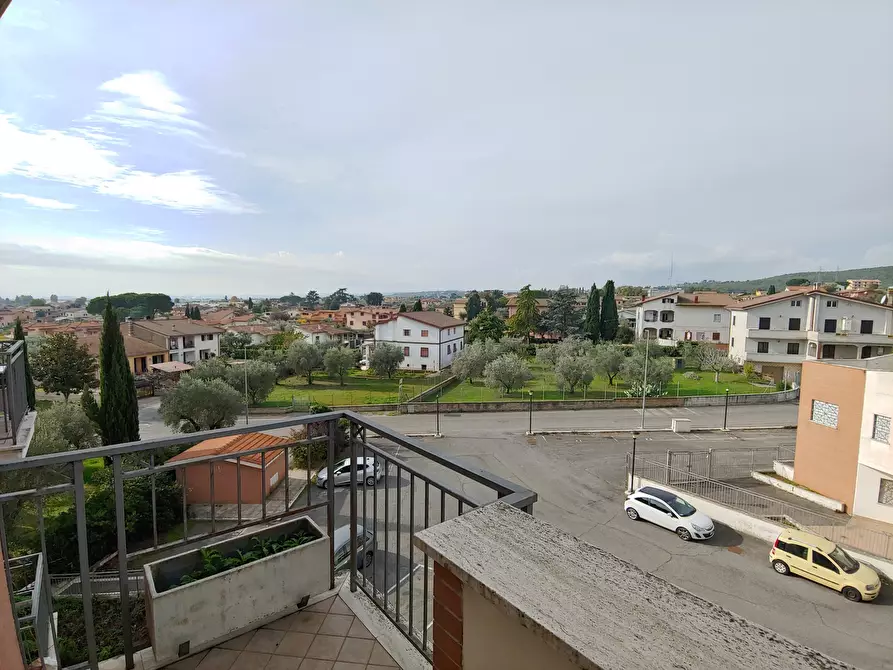 Immagine 11 di Ufficio in vendita  a Fiano Romano