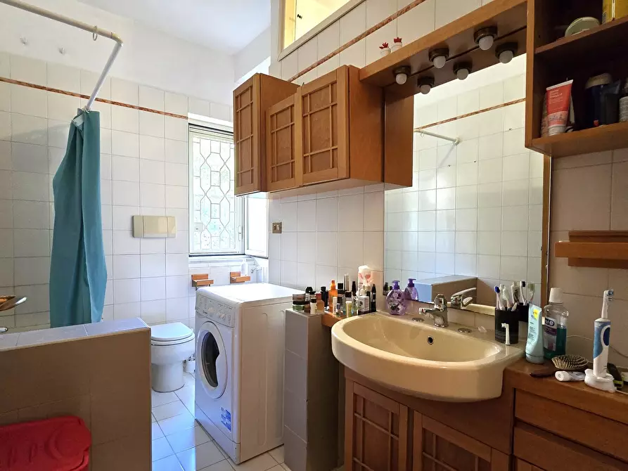 Immagine 22 di Quadrilocale in vendita  in Via Ramiro Fabiani 116 a Roma