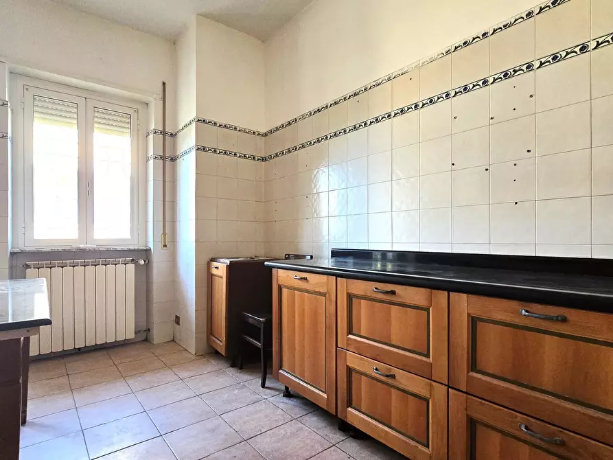 Immagine 16 di Quadrilocale in vendita  in Via Mario Canavari 11 a Roma