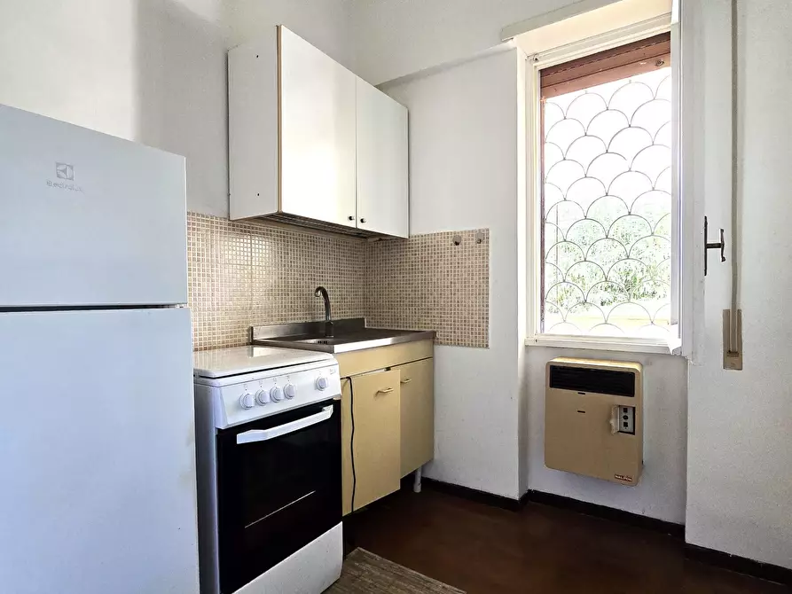 Immagine 11 di Monolocale in vendita  in Via Pietro Frattini 293 a Roma