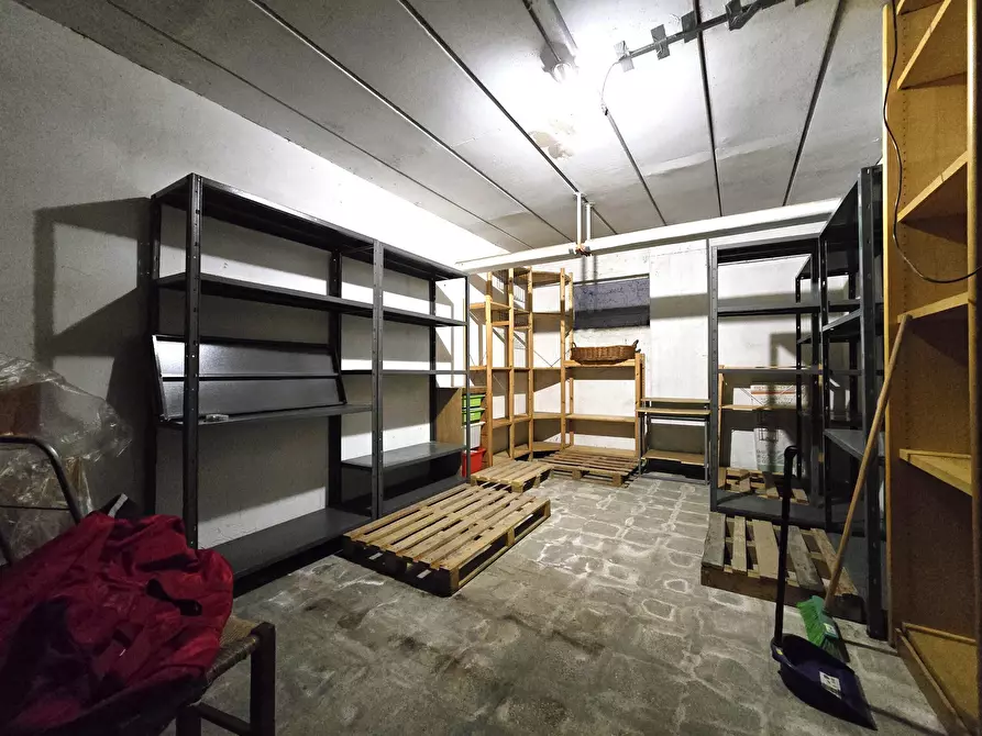 Immagine 4 di Magazzino in vendita  in Via Alessio Baldovinetti 83 a Roma