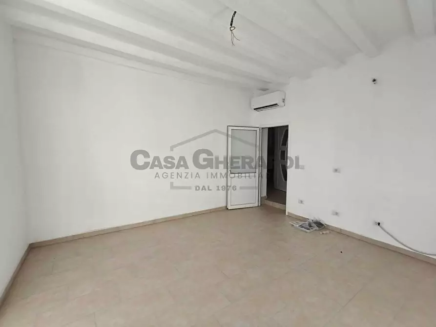 Immagine 13 di Bilocale in vendita  in Via Vittorio Emanuele II a Ponte San Pietro