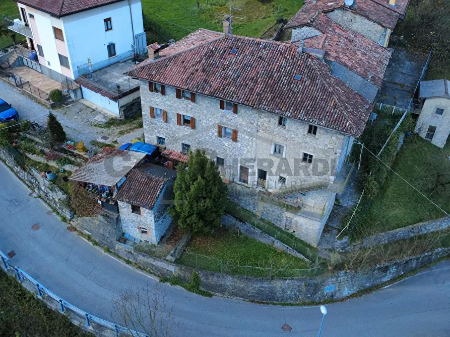 Immagine 18 di Rustico / casale in vendita  a Val Brembilla