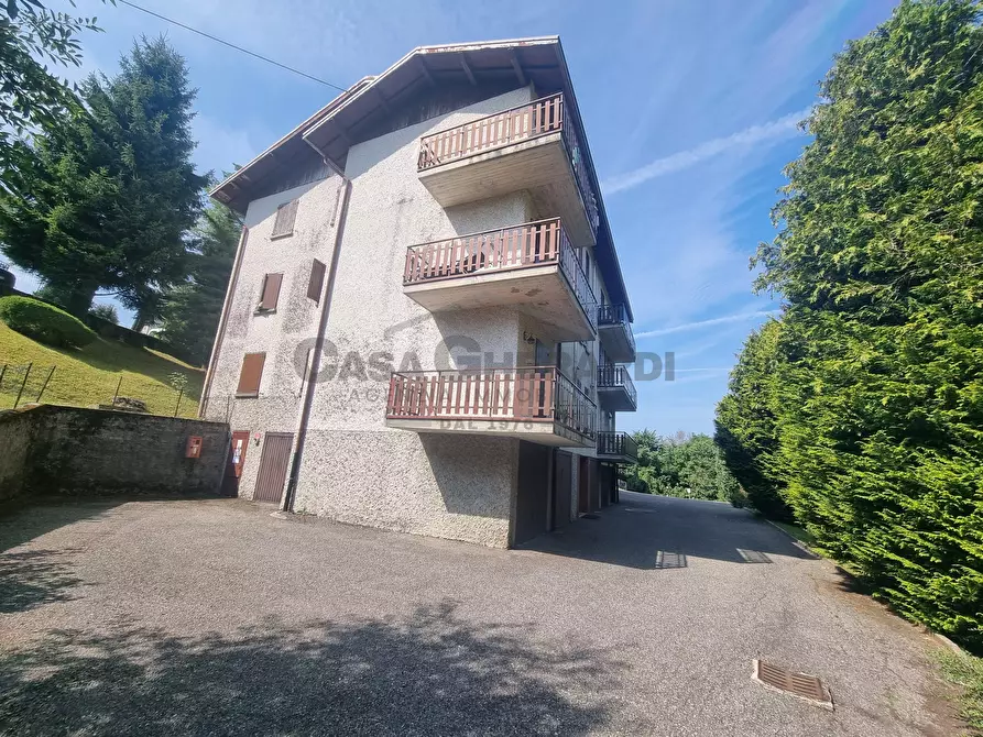 Immagine 24 di Trilocale in vendita  in Via Centro 4 a Zogno